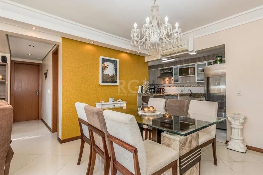 APARTAMENTO DE 3 DORMITÓRIOS -PARTENON - de FRENTE - 73,42 m² - sendo 1 suíte, cozinha, dois banheir