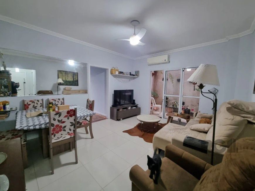 VENDA- Apartamento com 3 dormitórios, com pátio e sacada, 87m²- Bom Fim, Porto Alegre