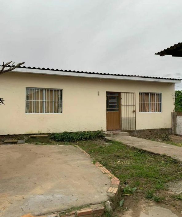 Casa em Rua Josué Costalunga - Cavalhada - Porto Alegre/RS
