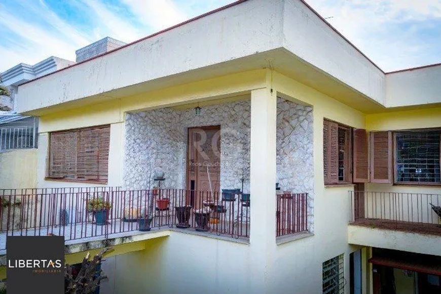 Casa 4 dormitórios à venda Chácara das Pedras Porto Alegre/RS