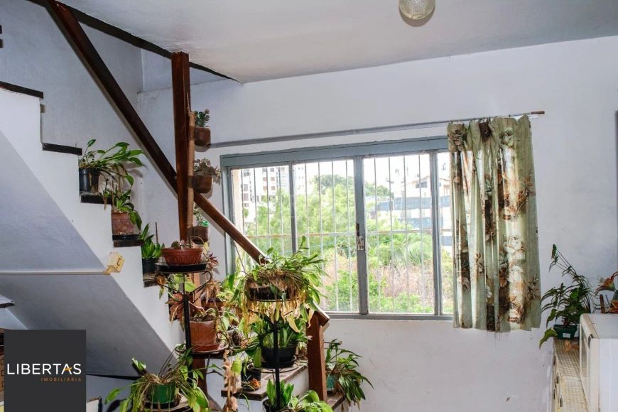 Casa 4 dormitórios à venda Chácara das Pedras Porto Alegre/RS