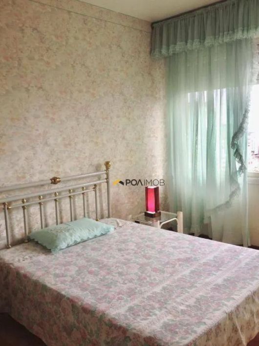 Apartamento com 2 dormitórios à venda, 63 m² por R$ 350.000,00 - Centro - Porto Alegre/RS