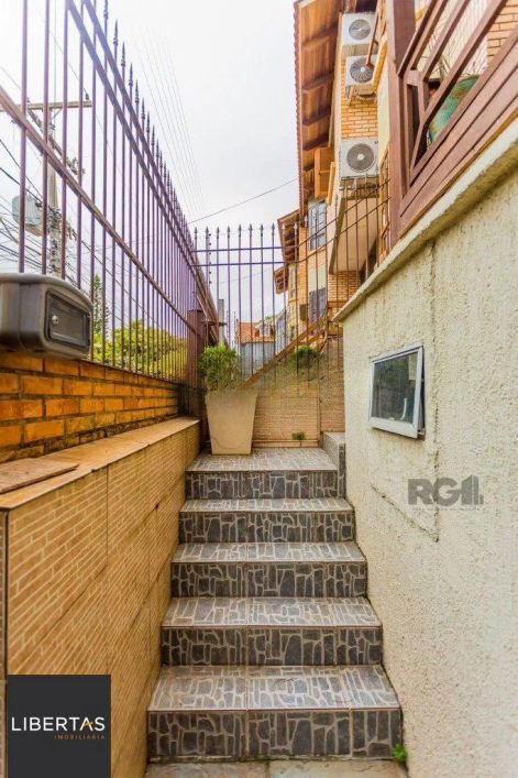 Casa 3 dormitórios à venda Jardim Itu Porto Alegre/RS
