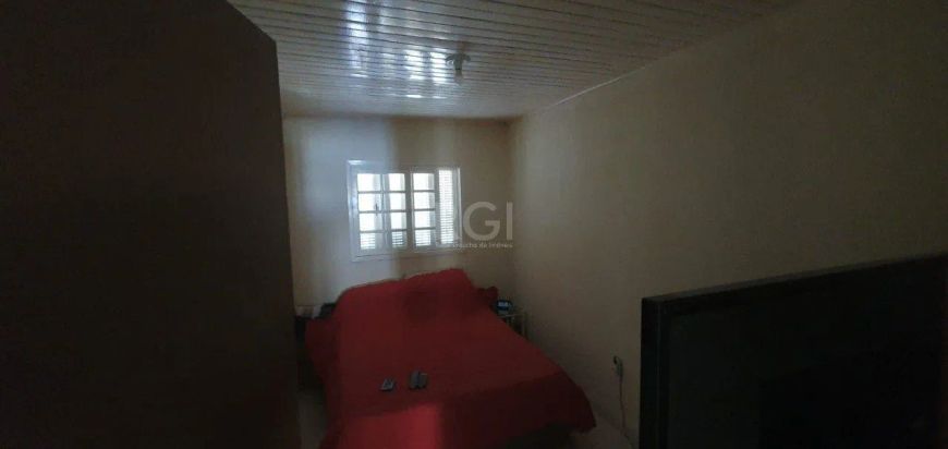 Casa para Venda - 75m², 2 dormitórios, 1 vaga - Hípica