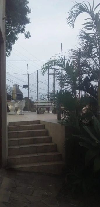 Bela cobertura de frente, com 2 dormitórios amplos e bem arejados e ensolarados com uma linda vista
