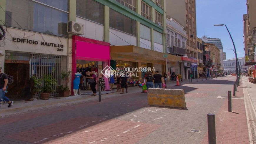 Apartamento à venda no Centro Histórico com 25 m² e 1 dormitório/quarto disponível