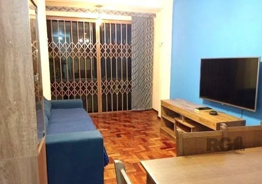 Apartamento de 2 dormitórios e vaga no Jardim Floresta