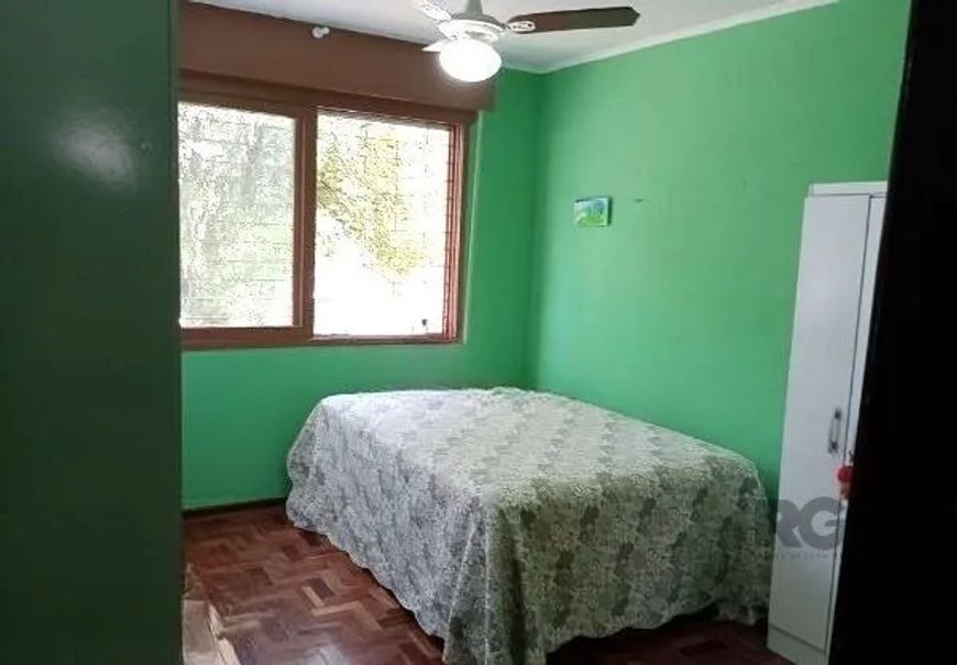 Apartamento de 2 dormitórios e vaga no Jardim Floresta