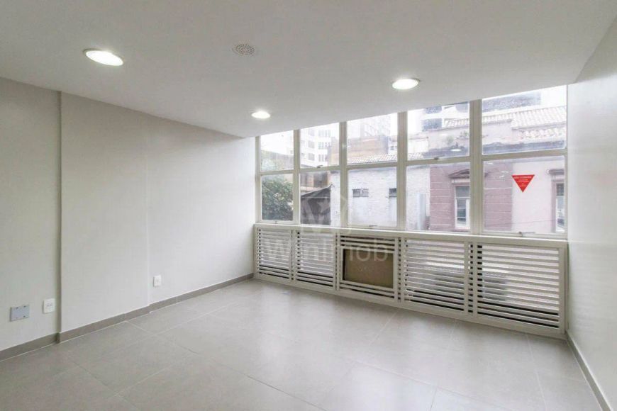 Sala à venda, 70 m² por R$ 255.000,00 - Centro - Porto Alegre/RS