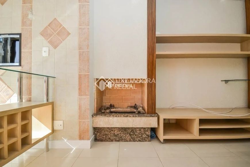 Apartamento à venda no Menino Deus - 80m² com 2 dormitórios/quartos disponíveis