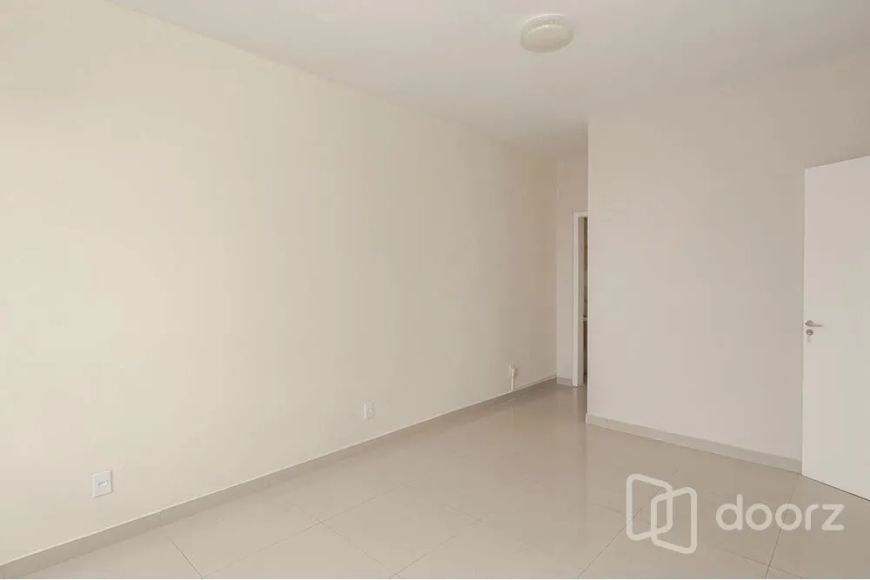 Salas/Conjuntos em Centro Histórico com 47 m² .