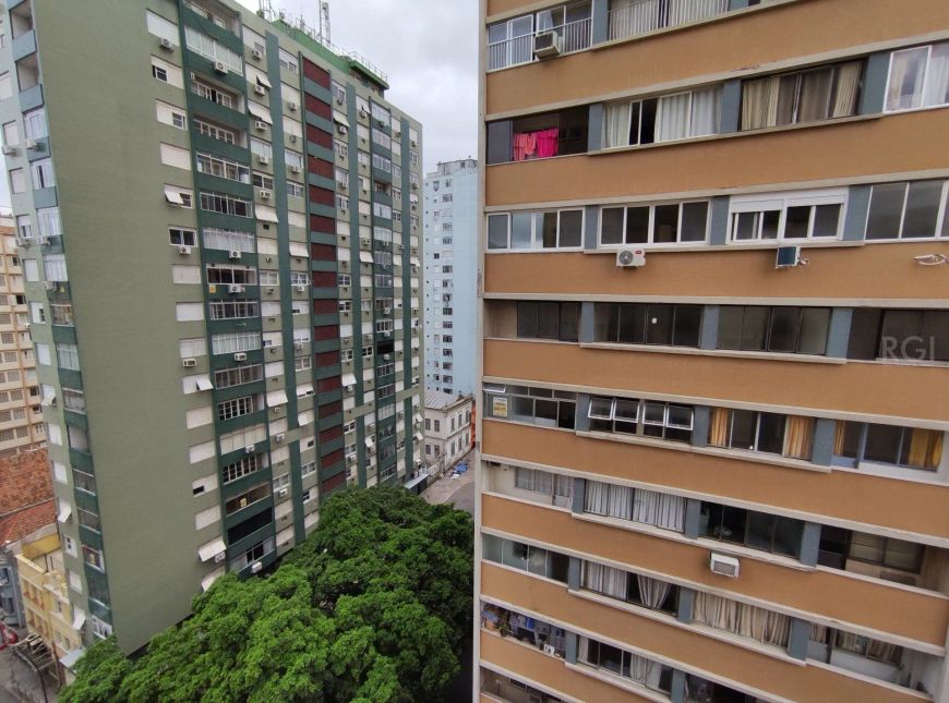 Apartamento para Venda - 62.96m², 2 dormitórios, Centro Histórico