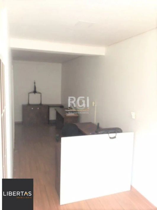 Conjunto / Sala com 40m² no bairro Floresta