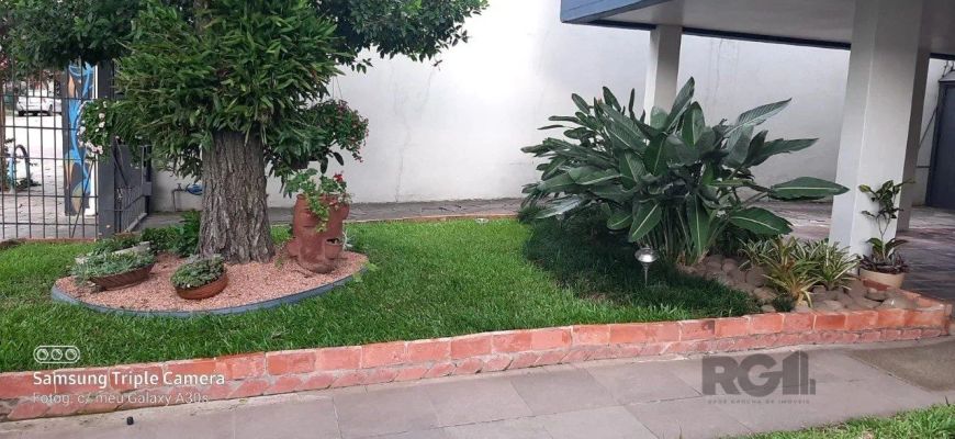 Apartamento 2 dormitórios, dependência, garagem, elevador bairro Cidade Baixa- Porto Alegre