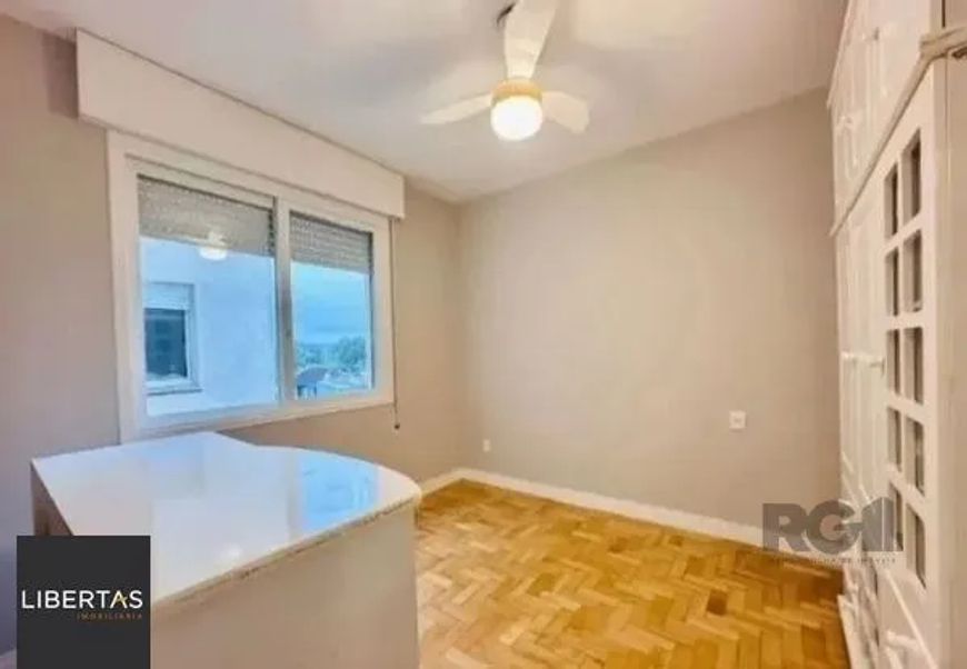 Apartamento no Partenon de 1 dormitório e vaga