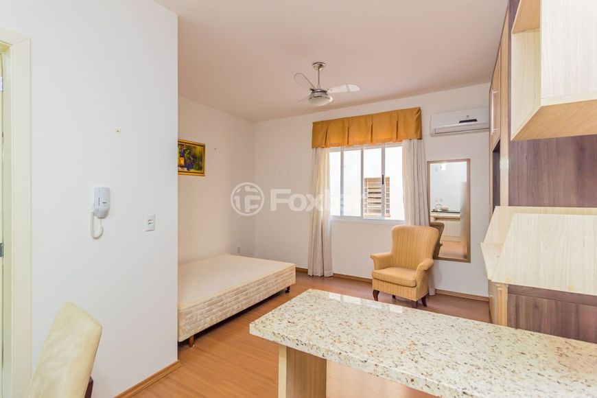 Apartamento na Duque por 240mil com vaga - Centro Histórico - Imóvel alugado ótimo para investidor