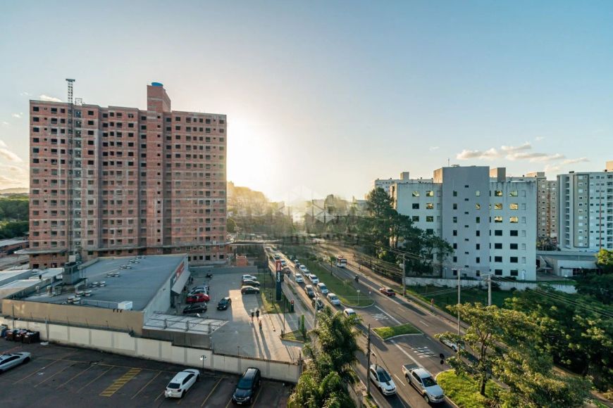 Apartamento com Dois Quartos no Alto Petrópolis
