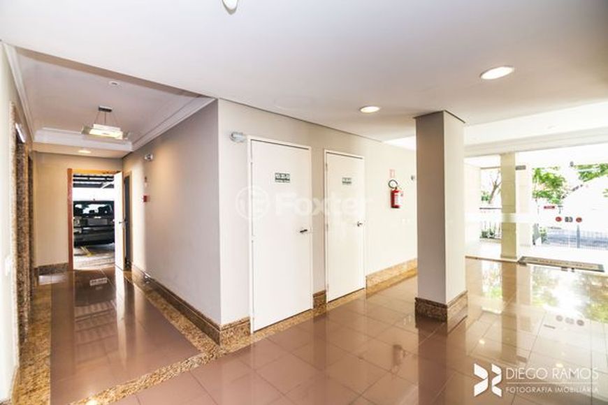 Apartamento para venda possui 115 metros quadrados com 3 quartos em Mont Serrat - Porto Alegre - RS