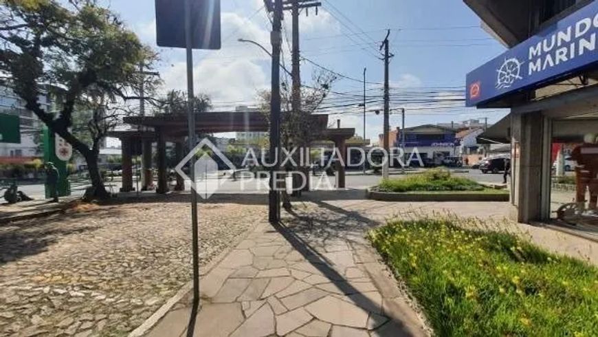 Comercial no bairro Tristeza
