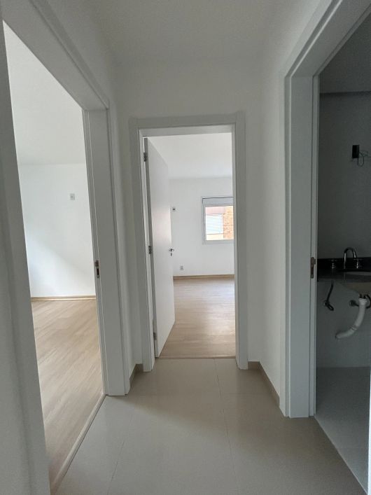 Apartamento pronto para morar 2 quartos sacada com churrasqueira vaga - Cavalhada com elevador