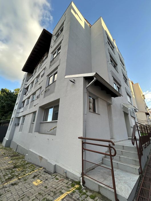 Apartamento pronto para morar 2 quartos sacada com churrasqueira vaga - Cavalhada com elevador