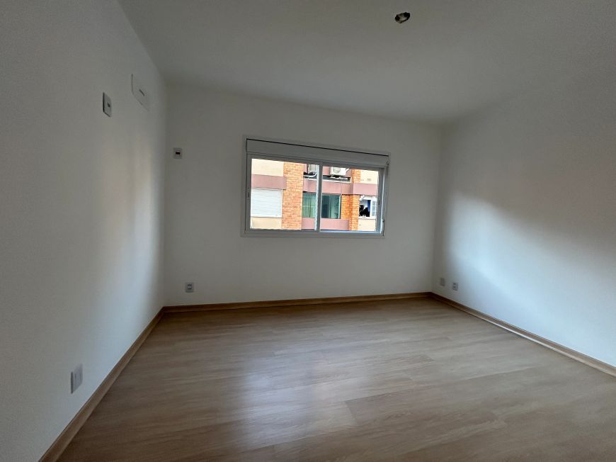 Apartamento pronto para morar 2 quartos sacada com churrasqueira vaga - Cavalhada com elevador