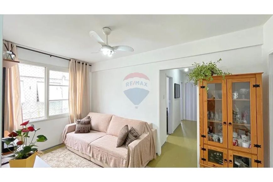 Apartamento à venda 65m² 3 quartos 2 banheiros por R$ 240.000,00