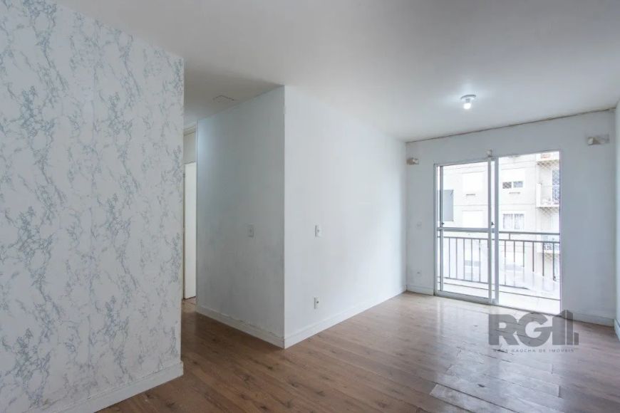 Vendo apartamento 3 dormitórios sendo 1 suíte, living para dois ambientes com sacada, cozinha americ