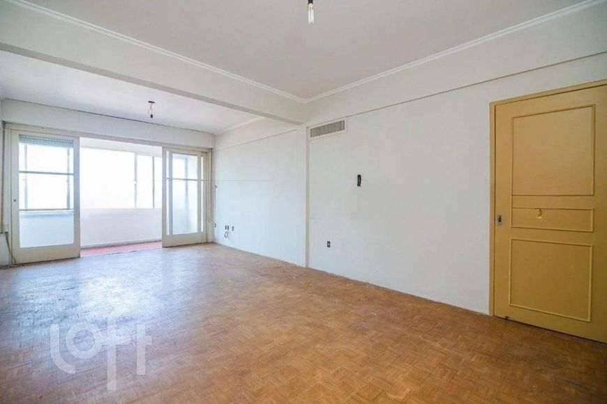 Imóvel para venda possui 164 m2, com 3 quartos, 1 vaga em Independência - Porto Alegre - RS