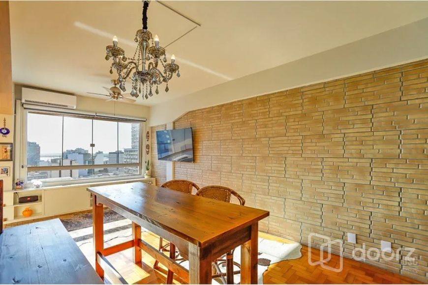 Imóvel na voluntários da Pátria com 1 dormitórios e 56m²