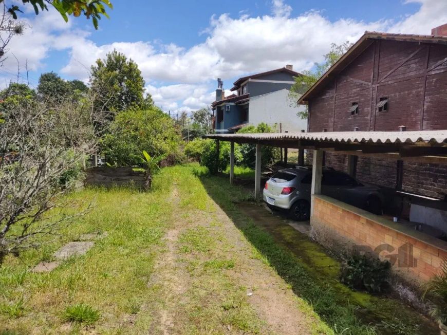 Terreno incrível na parte alta do bairro Espírito Santo!Esse maravilhoso terreno oferece uma vista p