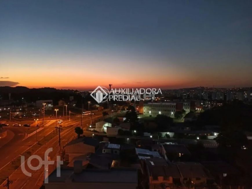 Apartamento à venda Avenida Eduardo Prado, Cavalhada - Porto Alegre
