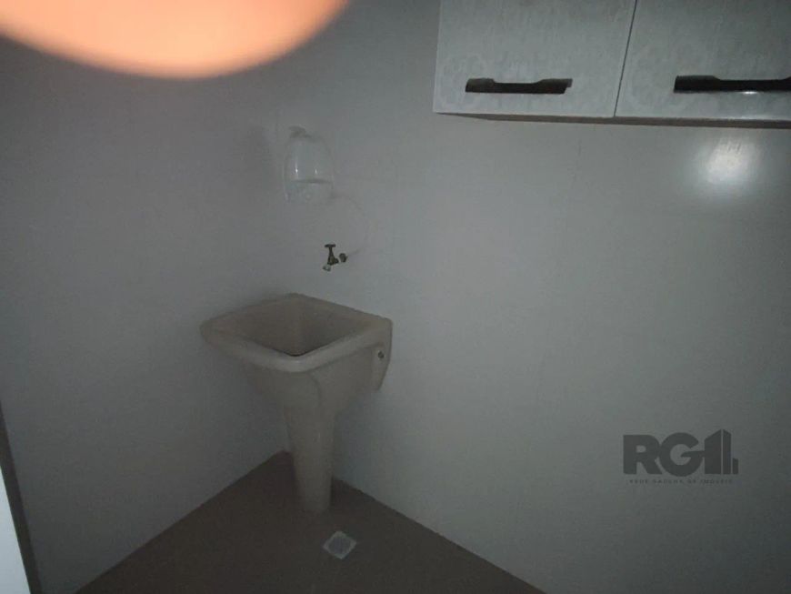 Casa toda reformada com 125m² privativos, em ponto alto e nobre (à prova de enchente) do centro hist