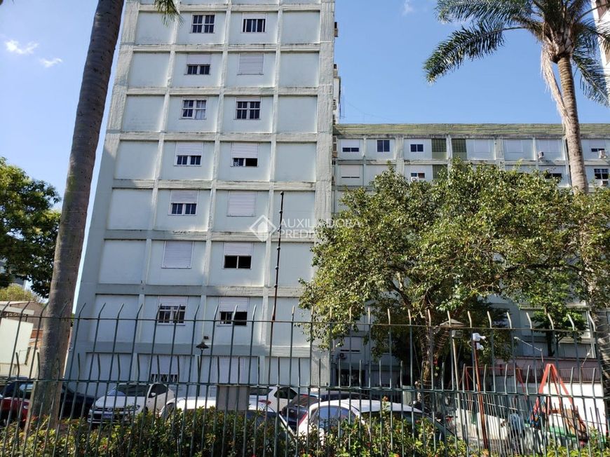 Apartamento à venda no Menino Deus com 56m² e 2 dormitórios/quartos disponíveis.