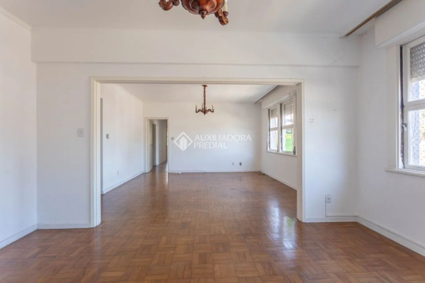 Apartamento à venda no Bom Fim - 3 dormitórios, 160m², próximo à Redenção