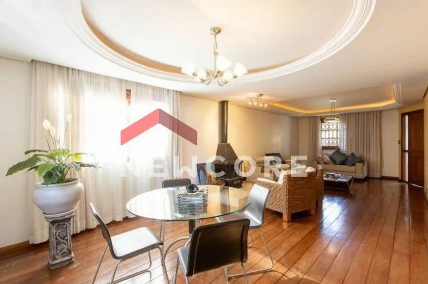 Casa em Avenida São Sebastião - Nonoai - Porto Alegre/RS