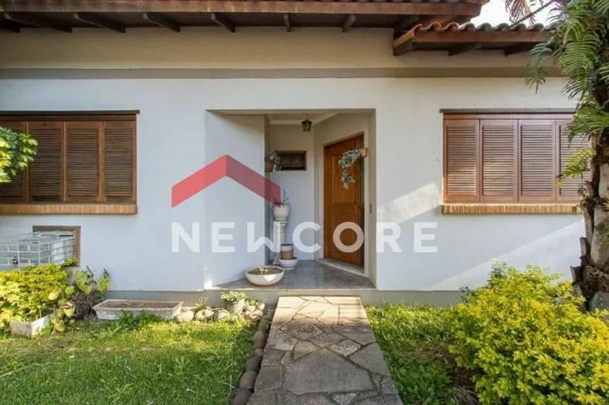 Casa em Avenida São Sebastião - Nonoai - Porto Alegre/RS