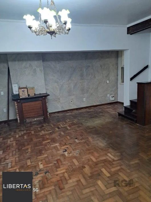 CASA 3 DORMITPÓRIO NA OSCAR TOLLENS