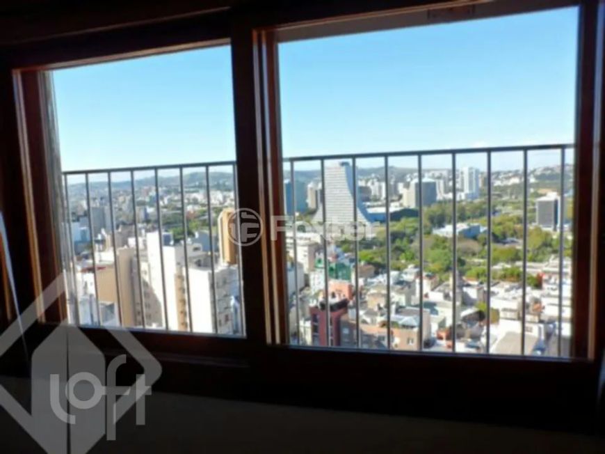Apartamento à venda Rua Duque de Caxias, Centro Histórico - Porto Alegre