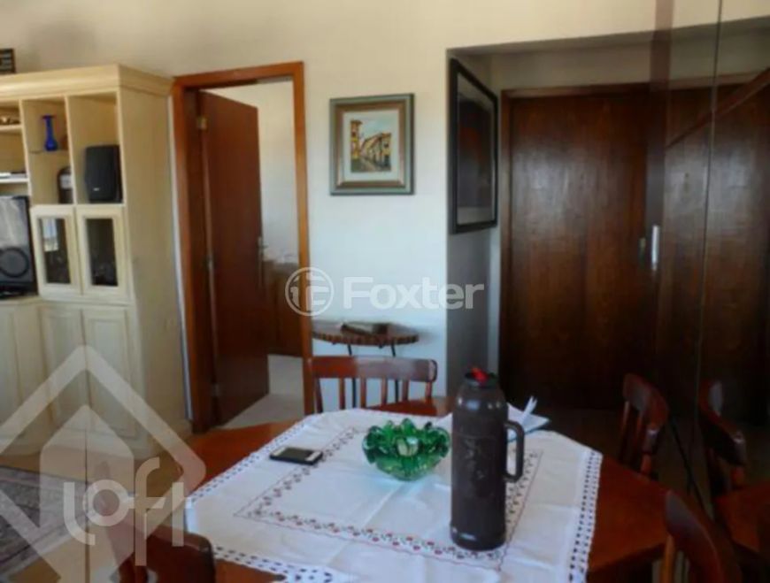 Apartamento à venda Rua Duque de Caxias, Centro Histórico - Porto Alegre
