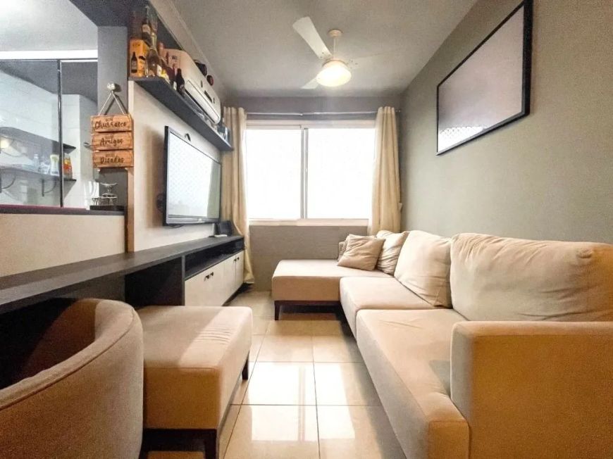 Apartamento de 2 dormitórios para venda com, 1 vaga no bairro Azenha, em Porto Alegre