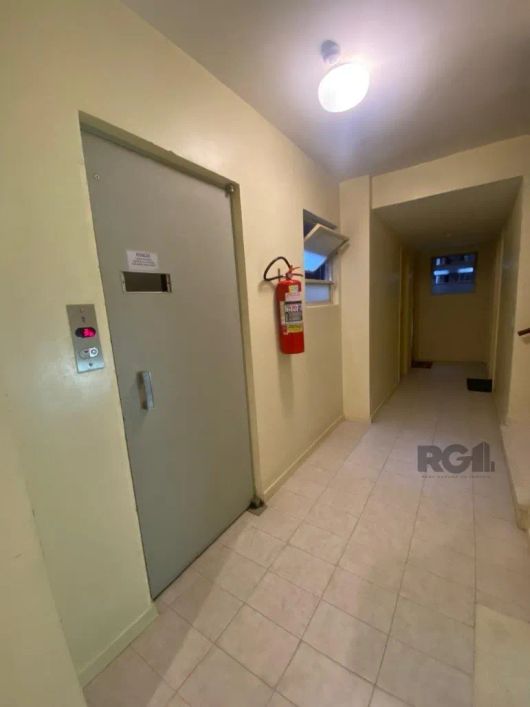 Frente andar alto. Maravilhoso apartamento, próximo a todos os recursos do bairro, 3 dormitórios (1