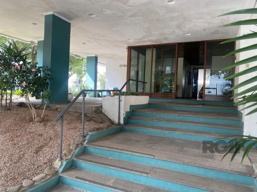 Frente andar alto. Maravilhoso apartamento, próximo a todos os recursos do bairro, 3 dormitórios (1