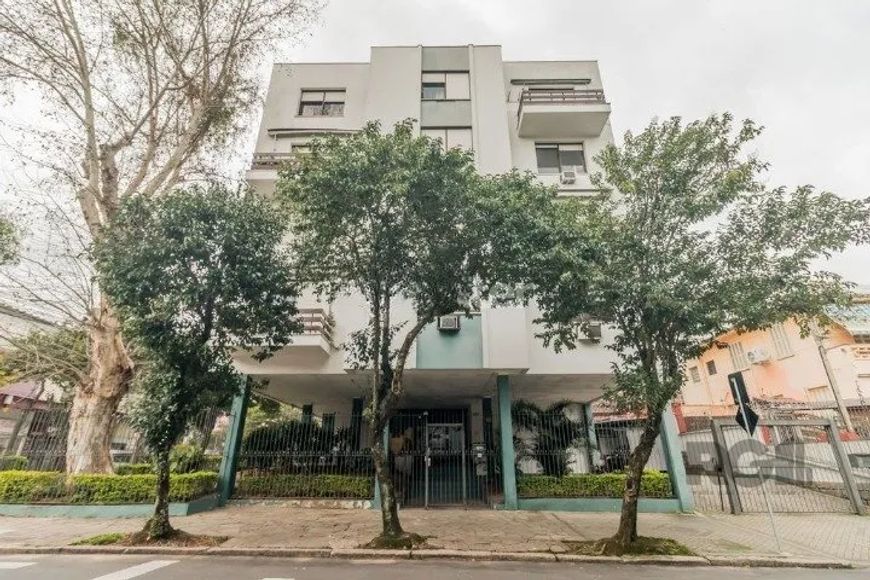 Frente andar alto. Maravilhoso apartamento, próximo a todos os recursos do bairro, 3 dormitórios (1