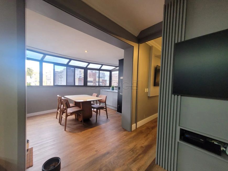 Lindo 1 quarto semimobiliado com 57 m2 Bairro Moinhos de Ventos - Porto Alegre - RS