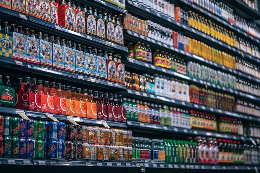 Mini-mercado com 56 anos de ponto à venda - Zona Norte de Porto Alegre/RS