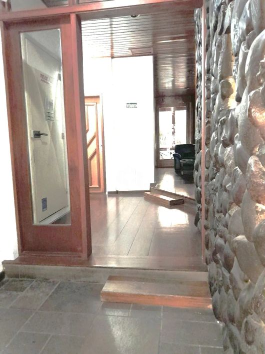 COBERTURA 2 DORMITÓRIOS COM GARAGEM NO CENTRO HISTÓRICO