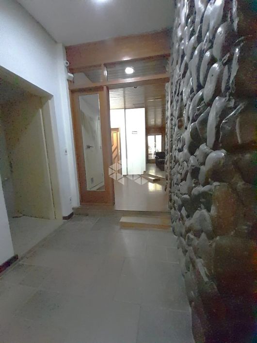 COBERTURA 2 DORMITÓRIOS COM GARAGEM NO CENTRO HISTÓRICO