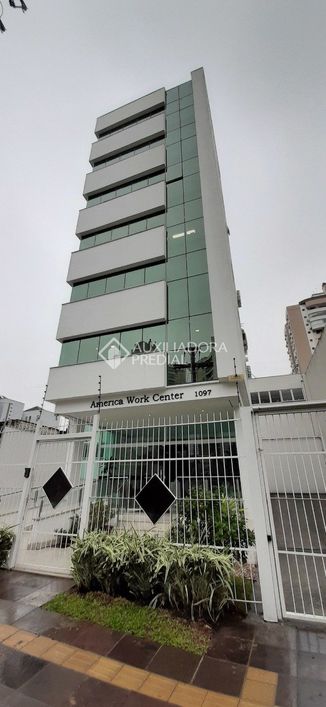 Comercial no bairro Menino Deus