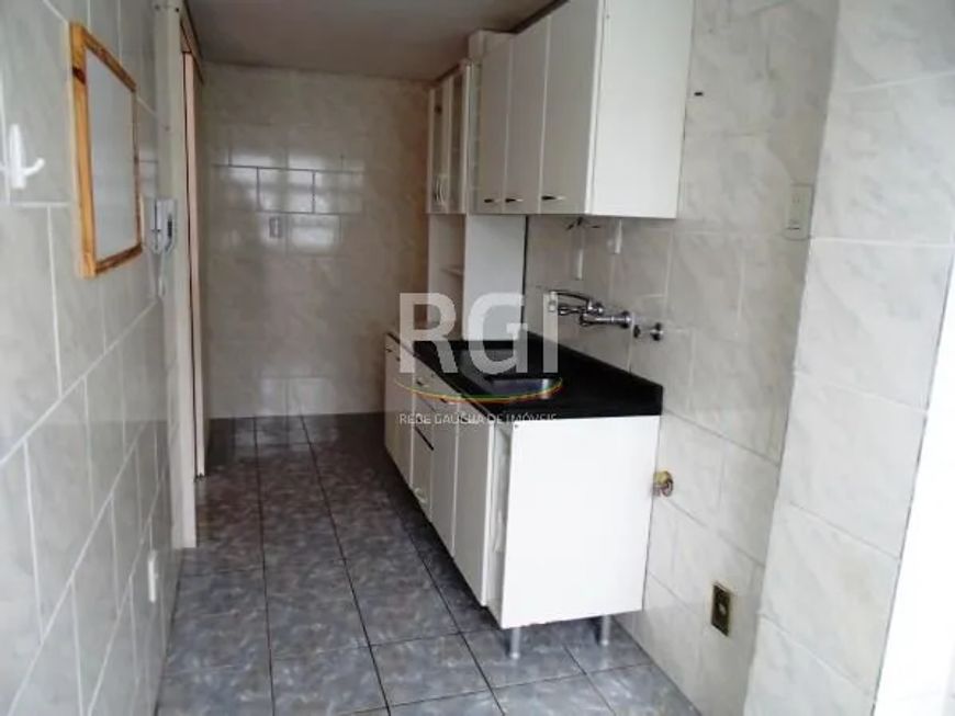 ÓTIMA COBERTURA COM 160m², COM: PARTE INFERIOR: 3 DORMITÓRIOS, LIVING 2 AMBIENTES, BANHEIRO SOCIAL C